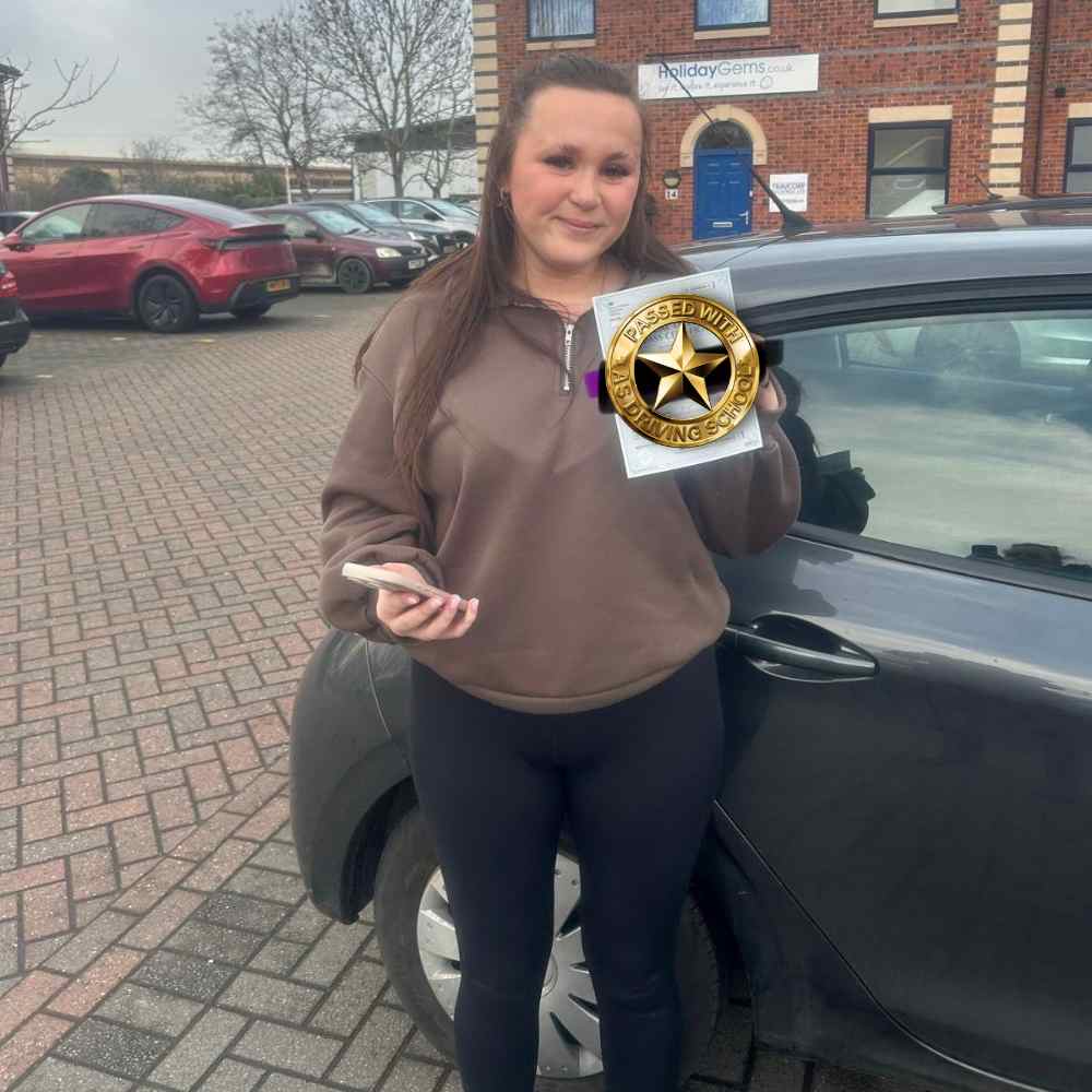 Driving Lessons Frodsham—Passed with Us: driving instructors, package deals, lessons for beginners, and fully trained tutors. Book now.